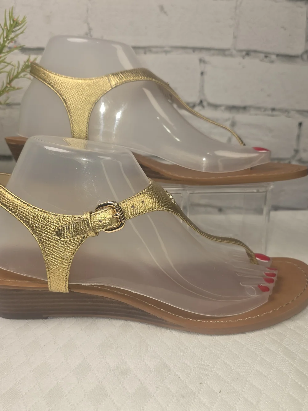 COACH CHEYANNE T-STRAP GOLD METALLIC SANDALS SMALL WEDGE HEEL WOMENS 9.5 - Picture 2 of 9